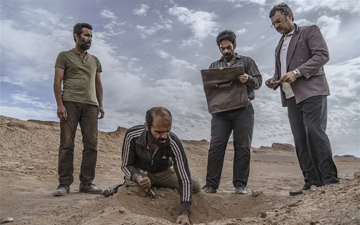 همکاری مجید برزگر و نویسنده فیلمنامه «بدون تاریخ، بدون امضاء»