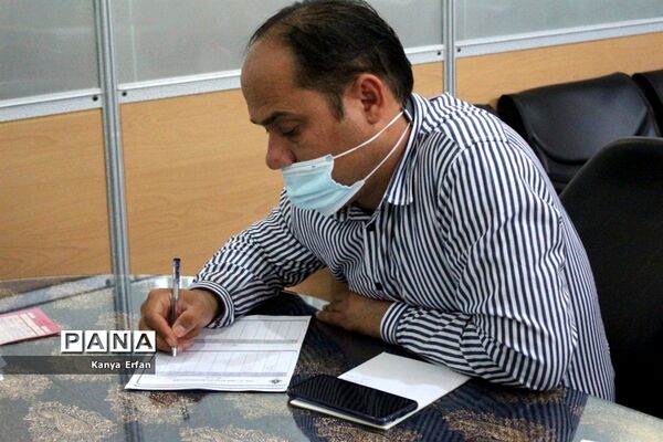 نشست کمیته داوری مدارک مربیان نمونه پیشتاز استان بوشهر