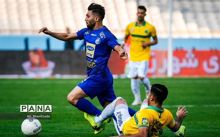 صنعت نفت آبادان به خاطر بدست آوردن دل استقلالی‌ها قربانی شد