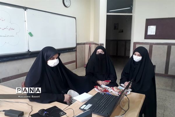 تیم ندای ثامن مطهر از منطقه 8، در مسابقات مناظره شهر تهران به فینال رسید