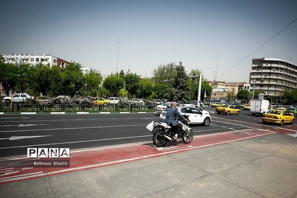 اینجا مسیر دوچرخه سواری است