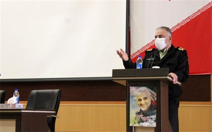 از فرصت خدمت در لباس نیروی انتظامی باید به درستی استفاده کرد