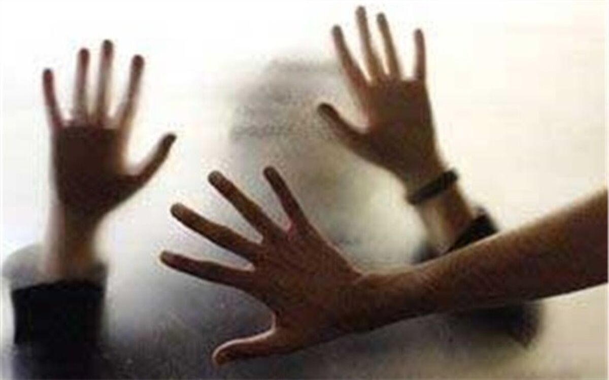 گرفتن جواب «بله» با ضرب و جرح از دختر جوان