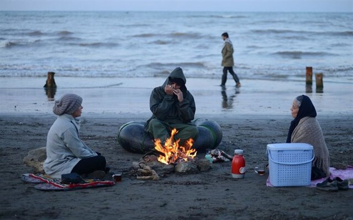 «آهو» و «سیاه‌ باز» پروانه نمایش گرفتند