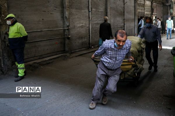 نه چرخ گاری می‌چرخد، نه چرخ زندگی