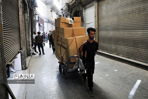 نه چرخ گاری می‌چرخد، نه چرخ زندگی