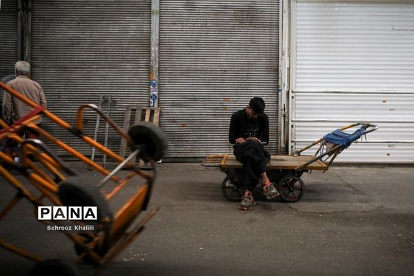 نه چرخ گاری می‌چرخد، نه چرخ زندگی