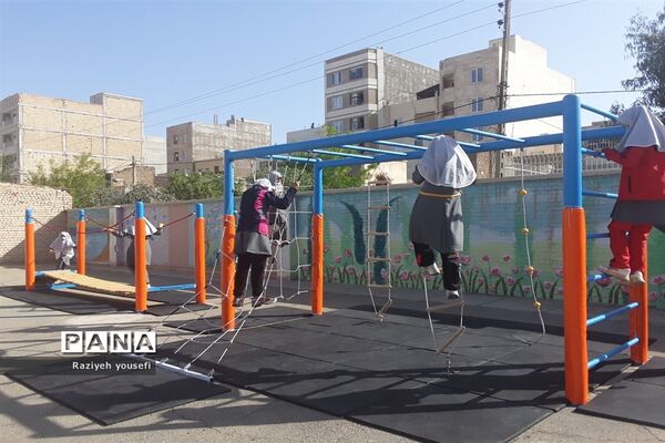 آیین افتتاحیه مدرسه پویا شاهد ریحانه‌النبی در قرچک
