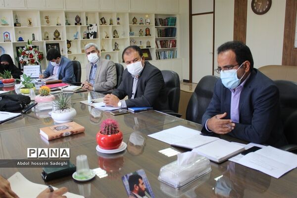 جلسه میز کارشهرستان‌ها و مناطق  معاونت پرورشی و فرهنگی آموزش و پرورش استان بوشهر