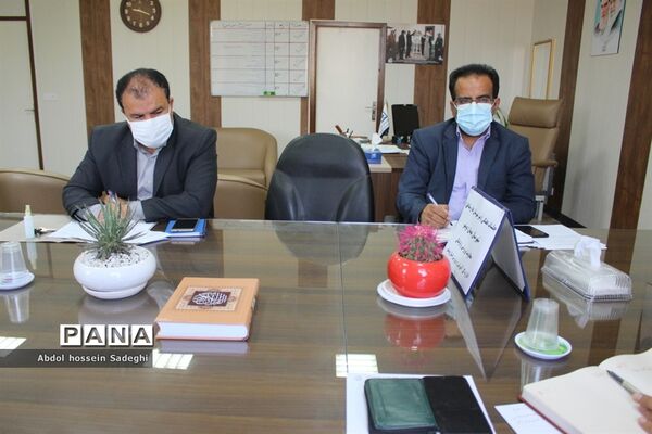 جلسه میز کارشهرستان‌ها و مناطق  معاونت پرورشی و فرهنگی آموزش و پرورش استان بوشهر