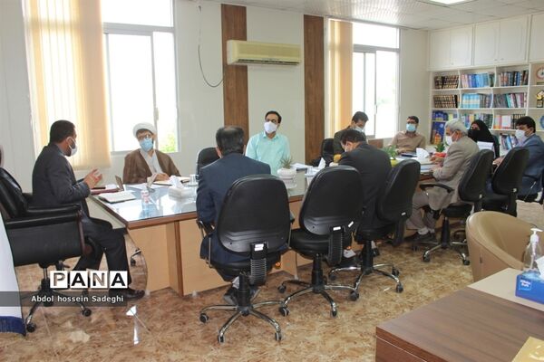جلسه میز کارشهرستان‌ها و مناطق  معاونت پرورشی و فرهنگی آموزش و پرورش استان بوشهر