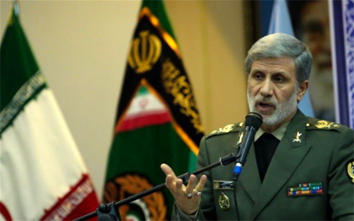 وزیر دفاع: هیچ بداندیش متجاوزی را جرات تجاوز به این آب و خاک مقدس نیست