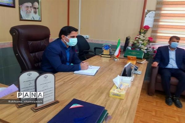 تقدیر از همکاران برتر در جشنواره کشوری تولید محتوا شهرستان امیدیه