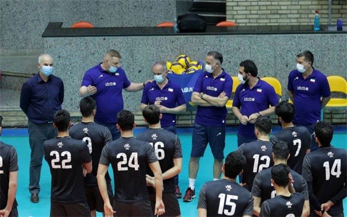اولین تمرین تیم ملی والیبال ایران زیر نظر آلکنو؛ مجوز حضور مترجم صادر نشد