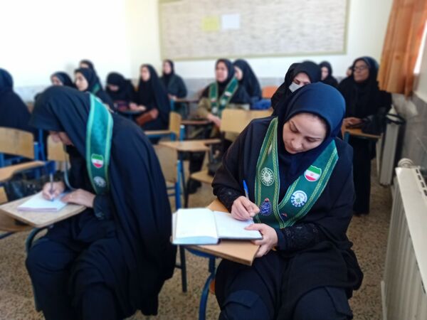 دوره توانمند سازی خبرنگاران پانا در دبیرستان رضوان