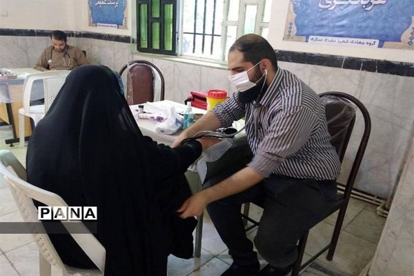 همت گروه جهادی پزشکان برای درمان رایگان مردم