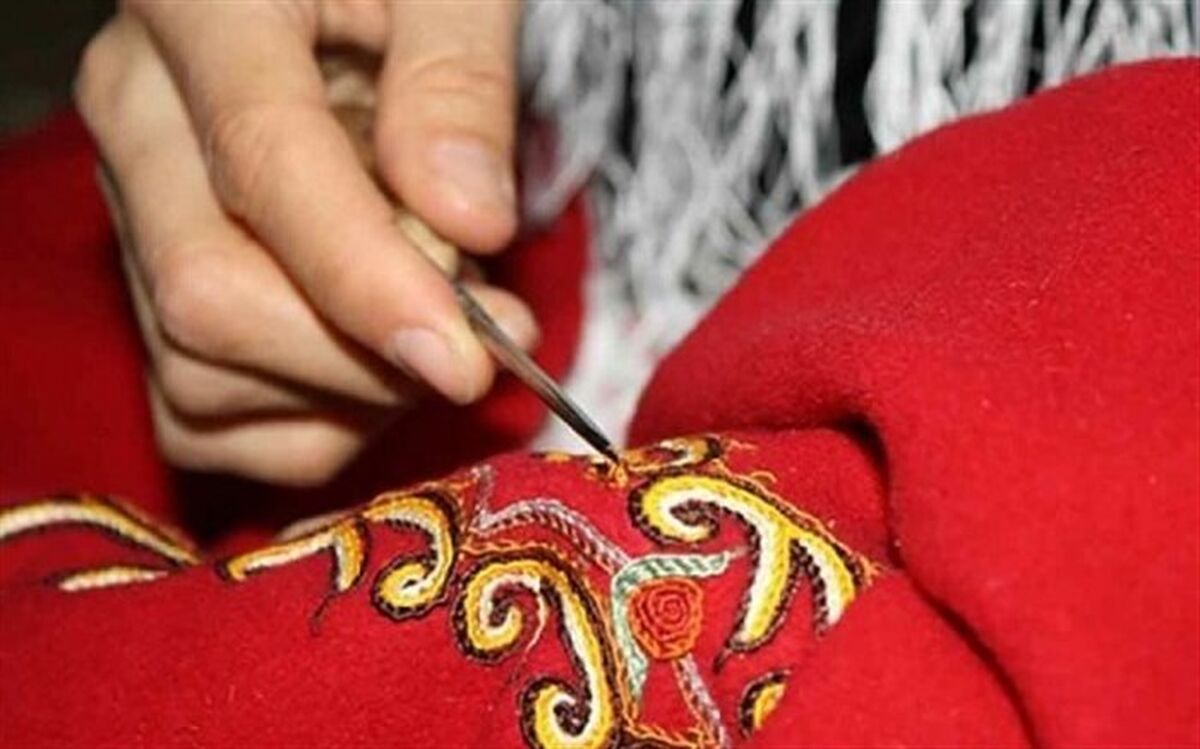 رشتی دوزی؛ عرصه ظهور هنر و خلاقیت در گیلان است