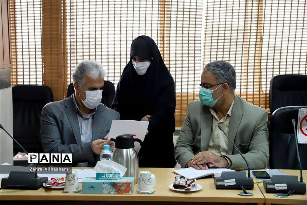 جلسه کارگروه ماده ۱۸ سرویس حمل و نقل دانش‌آموزی شهر تهران