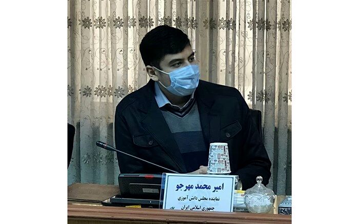 سواد رسانه ای یک مهارت ضروری در دنیای امروزی