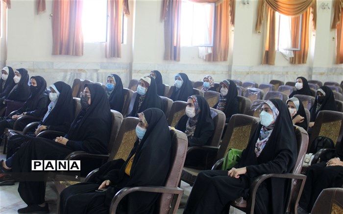 ورود خانواده‌ها به عرصه تولید محتوا باعث پیشرفت دانش‌آموزان در زمینه‌های مختلف می‌شود