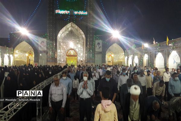 حضور پرشور مردم  کاشمر در پنجشنبه شب در امامزاده سید حمزه