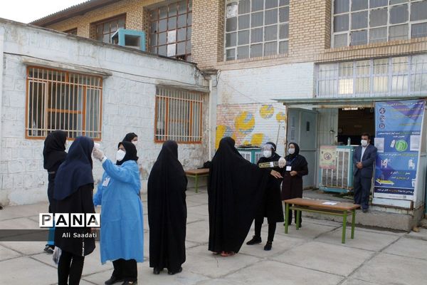 بازدید مدیرکل آموزش و پرورش خراسان‌رضوی  از روند برگزاری کنکور سراسری در کلات