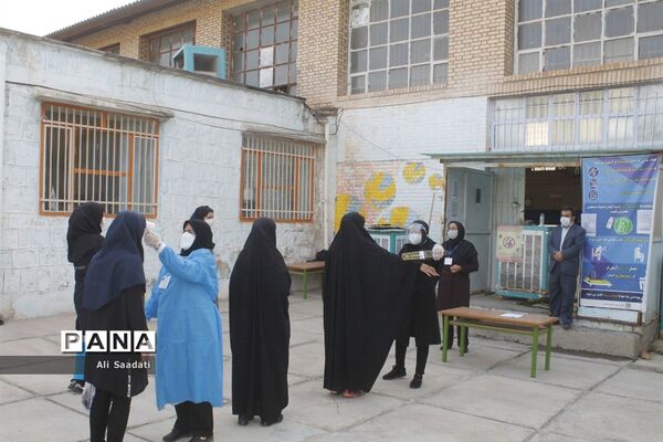 بازدید مدیرکل آموزش و پرورش خراسان‌رضوی  از روند برگزاری کنکور سراسری در کلات