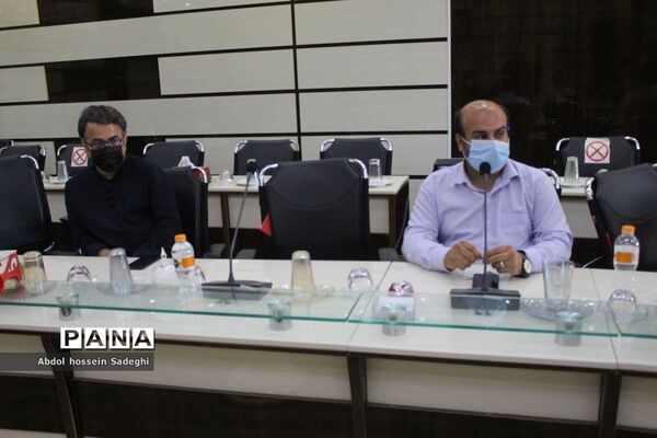 تجلیل از مقام آوران جشنواره کشوری معلمان هنرمند استان بوشهر