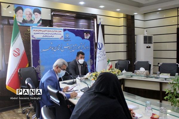 تجلیل از مقام آوران جشنواره کشوری معلمان هنرمند استان بوشهر