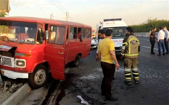 7 نفر در تصادفی در بزرگراه آزادگان مصدوم شدند
