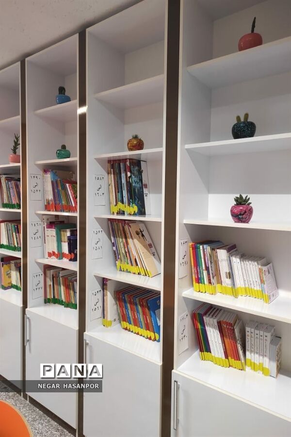 افتتاح کتابخانه در دبستان مهندس بابایی فلاورجان