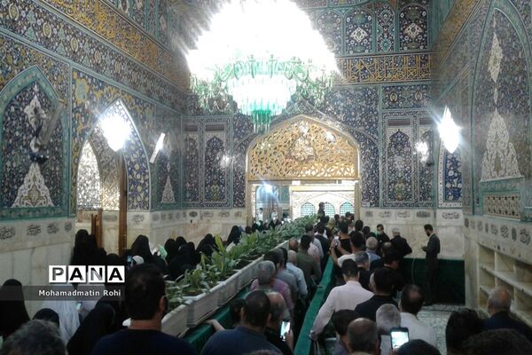 حال و هوای حرم مطهر رضوی در روز زیارتی  امام رضا علیه السلام