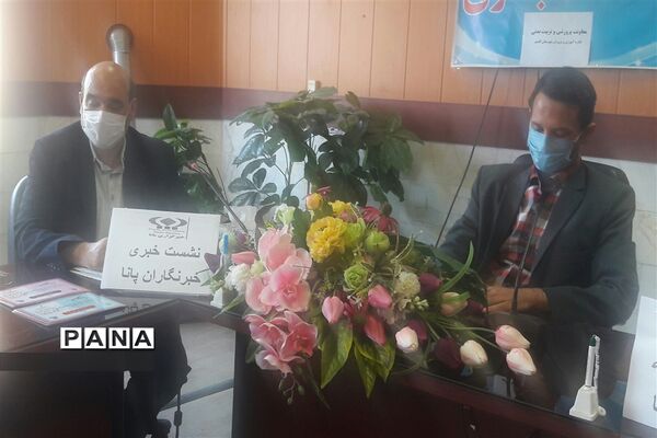 جلسه توجیهی خبرنگاران پانا کاشمر و اهدای گواهی دوره آموزش مجازی خبرنگاری کشوری