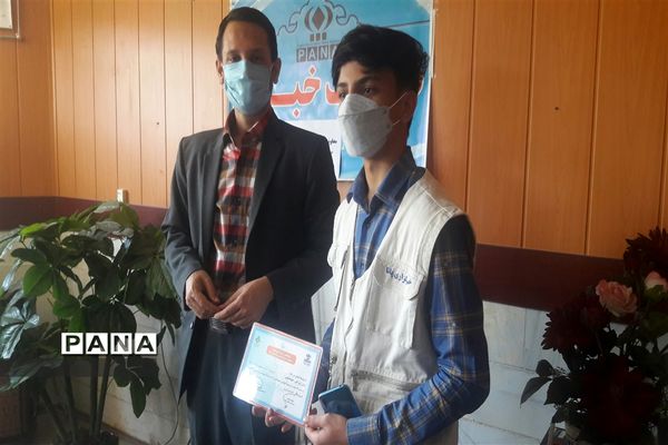 جلسه توجیهی خبرنگاران پانا کاشمر و اهدای گواهی دوره آموزش مجازی خبرنگاری کشوری