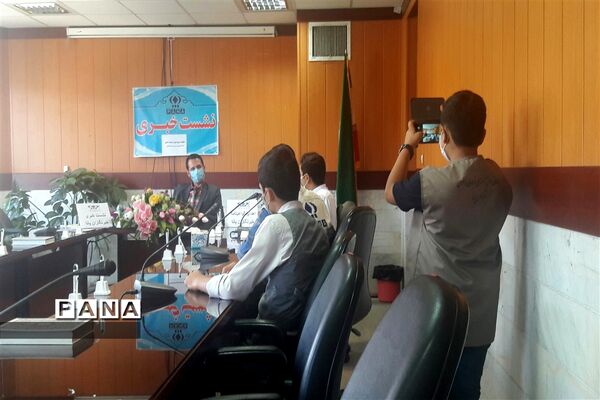 جلسه توجیهی خبرنگاران پانا کاشمر و اهدای گواهی دوره آموزش مجازی خبرنگاری کشوری