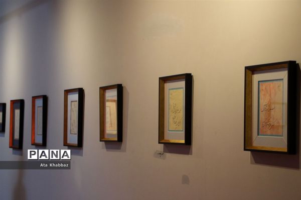 برگزاری نمایشگاه خطاطی تبریز در روز قلم