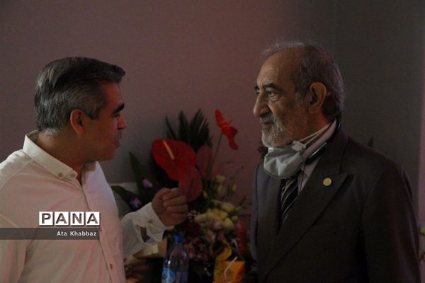 برگزاری نمایشگاه خطاطی تبریز در روز قلم