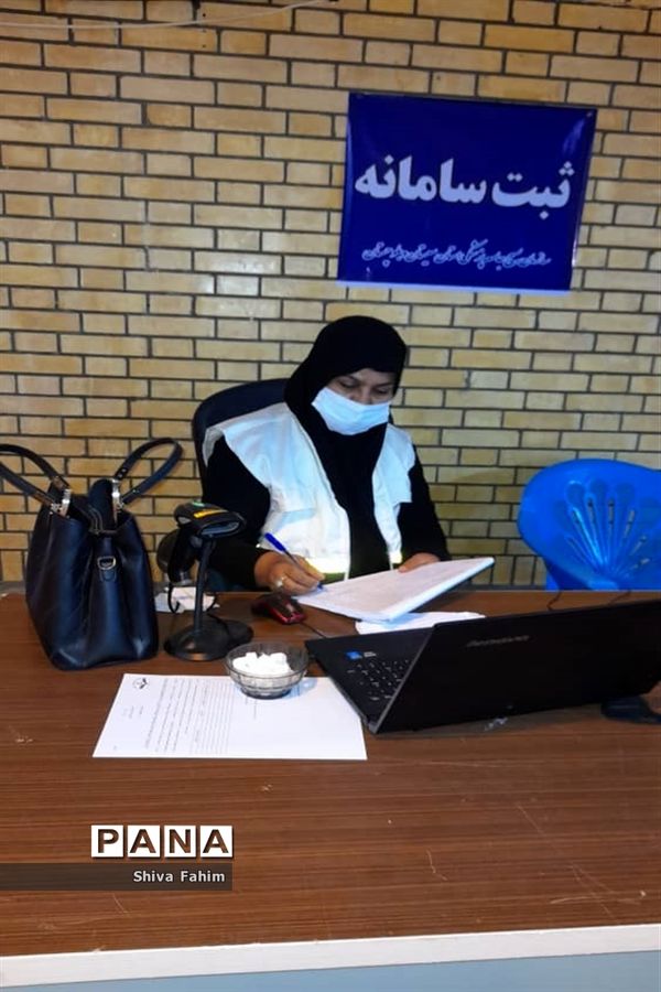 کمک داوطلبانه بسیجیان در مراکز واکسیناسیون سیستان و بلوچستان