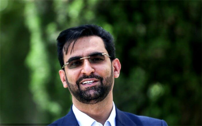 آذری جهرمی: ۱۰۰ درصد شهروندان ایرانی به اینترنت متصل هستند