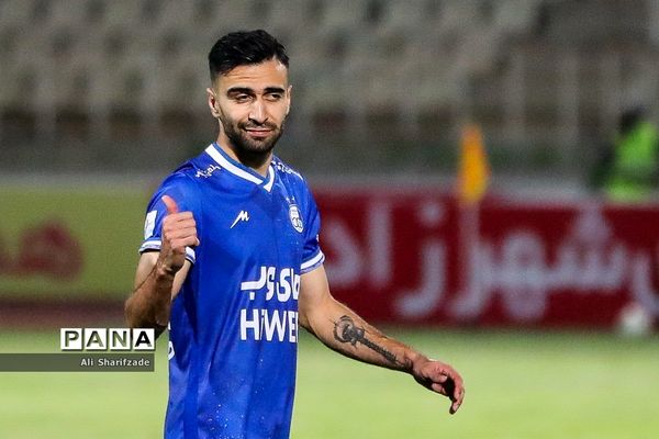 دیدار تیم های استقلال - سایپا