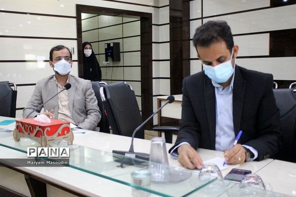 جلسه دبیرخانه کشوری جشنواره مفلحون در اداره‌کل آموزش و پرورش استان بوشهر