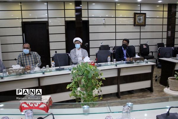 جلسه دبیرخانه کشوری جشنواره مفلحون در اداره‌کل آموزش و پرورش استان بوشهر