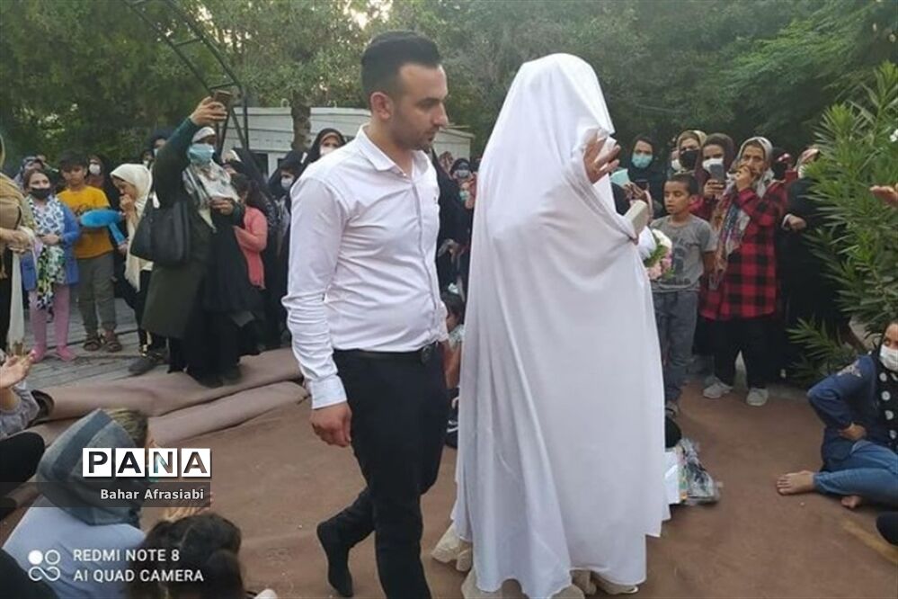 برگزاری ایستگاه سلامت و کنترل قند و فشار خون در شهرستان رباط کریم