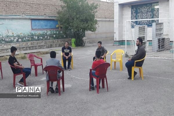 برگزاری فعالیت‌های حضوری اوقات فراغت در محل کانون لقمان شهرستان کاشمر