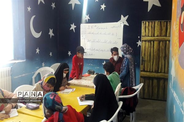 برگزاری فعالیت‌های حضوری اوقات فراغت در محل کانون لقمان شهرستان کاشمر