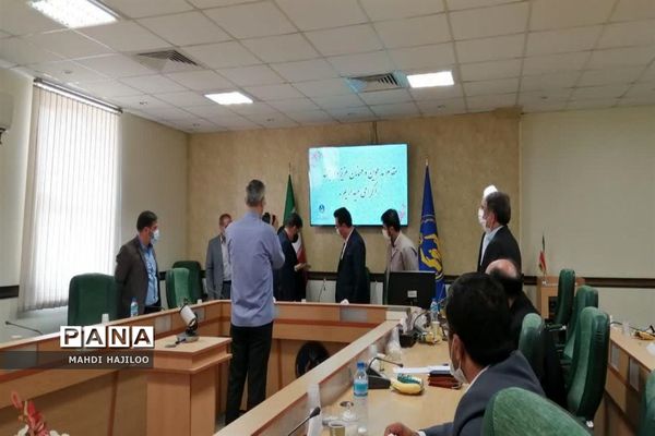 همایش تجلیل از مدیران طرح «مدارس همدل» در قم