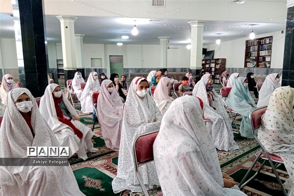 جشن تکلیف، جشنی برای آغاز بندگی