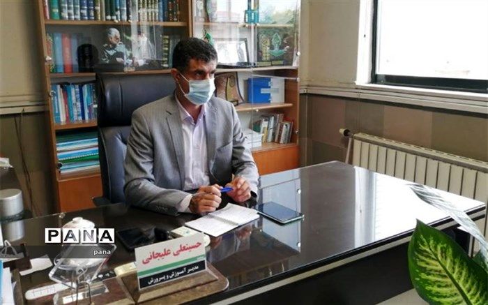 ۱۸۲ دستگاه تبلت و ۱۶۰ فقره تسهیلات در اختیار دانش‌آموزان نیازمند میاندورودی قرار گرفت