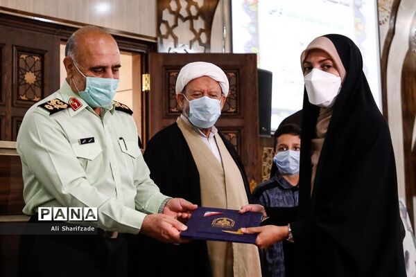 مراسم قدردانی از فعالان حوزه عفاف و حجاب