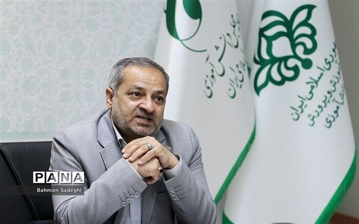 کاظمی: مجلس دانش‌آموزی بزرگترین عرصه تربیتی را برای دانش‌آموزان فراهم کرده است